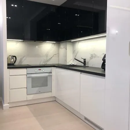 Blizej Morza Sorrento Z Garazem Daire Kolobrzeg